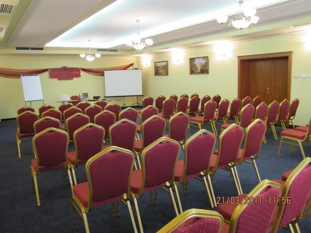 Hotel Lukács Superior Kazincbarcika Esterno foto