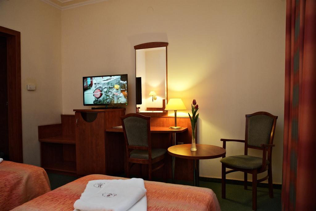 Hotel Lukács Superior Kazincbarcika Camera foto